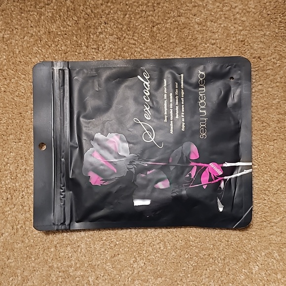 Bright Pink Thong Medium - Picture 7 of 8